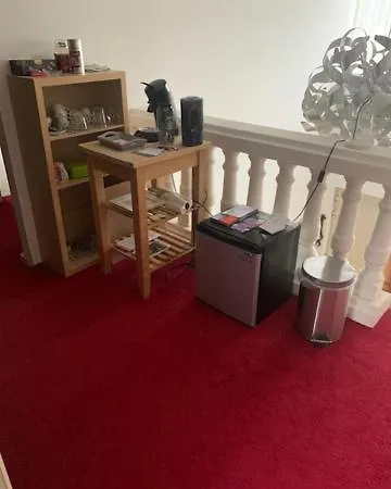 Woon Slaapruimte Eerste Verdieping * Mol